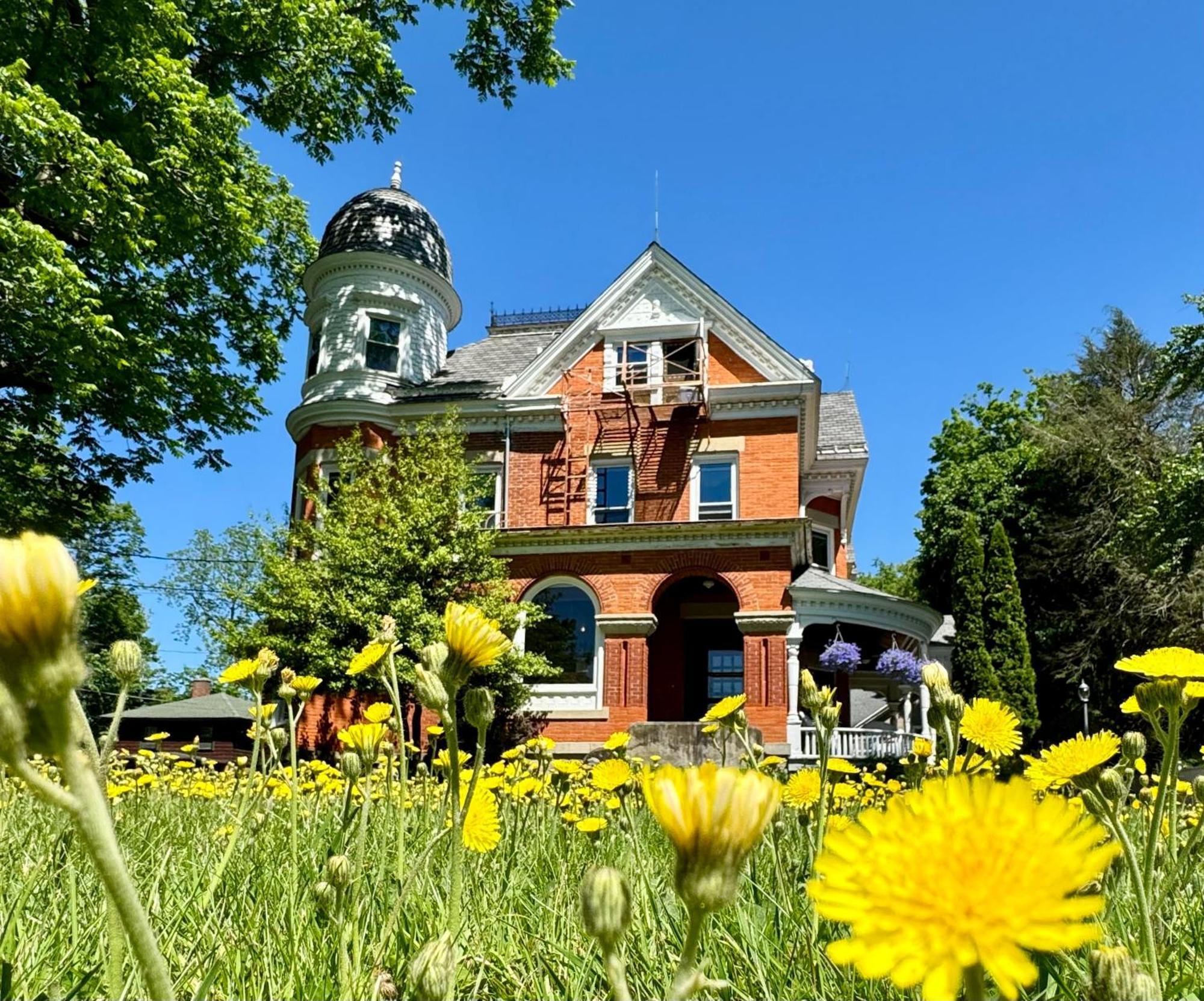 The Edwards Waterhouse Inn Fredonia Eksteriør bilde